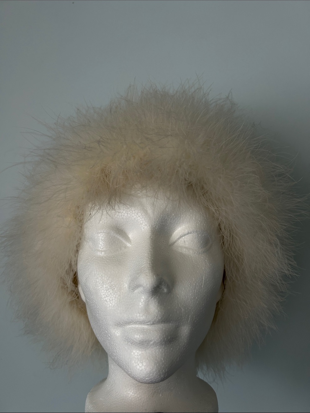 1950/60s union made ostrich feather Ivory hat- Women Accessories